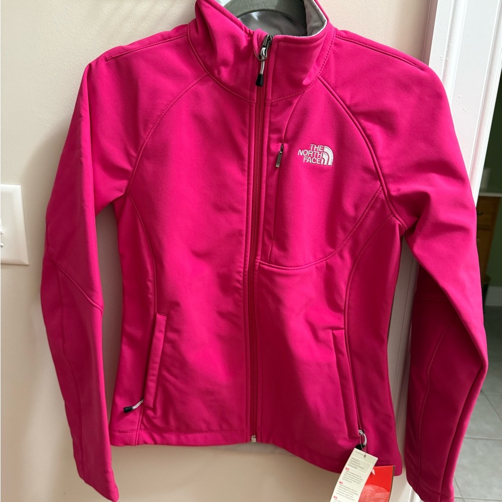 The North Face Women's Hot Pink Fleece-Lined Softshell
